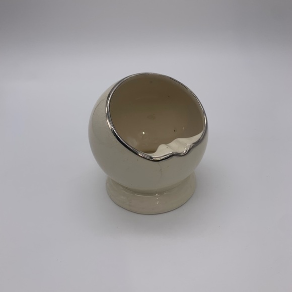 Mid Century Found Footed Ceramic Cigar Ashtray Half Circle Flag Logo Silver Rim - Picture 3 of 12